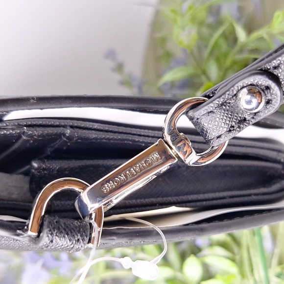 MICHAEL KORS WRISTLETš„° - Picture 4 of 11